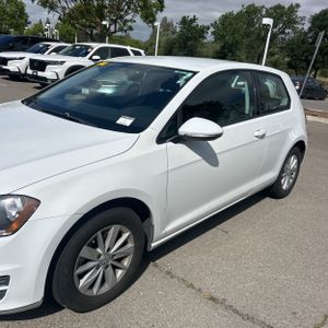 VOLKSWAGEN GOLF TSI S - 2