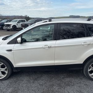 FORD ESCAPE TITANIUM - 4