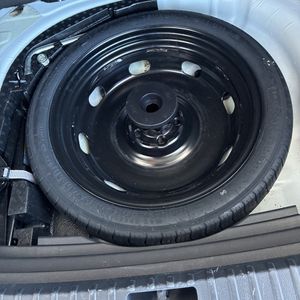 صورة 44 لـ 2024 Volkswagen TAOS SE