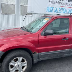 FORD ESCAPE XLT - 2
