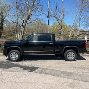 CHEVROLET SILVERADO - 3