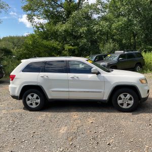 2012 JEEP GRAND CHEROKEE LAREDO — фото 10