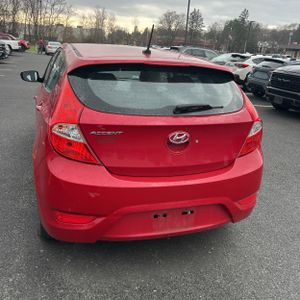 HYUNDAI ACCENT SE - 7