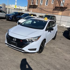 NISSAN VERSA 1.6 SR - 1