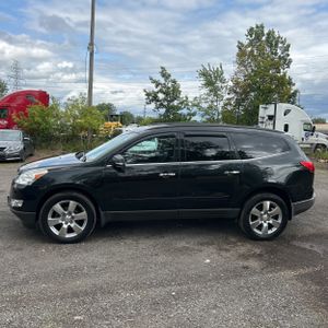 2012 Chevrolet TRAVERSE LT — фото 3