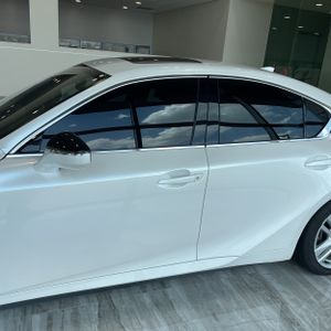صورة 3 لـ 2024 Lexus IS 300 BASE