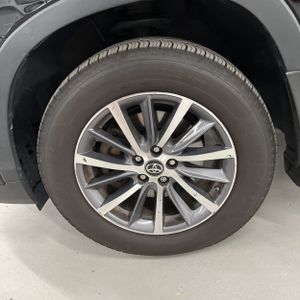 2019 Toyota HIGHLANDER XLE — миниатюра 13