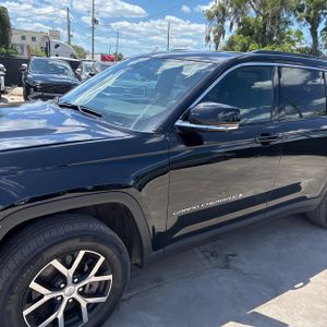 JEEP GRAND CHEROKEE L LIMITED - 2