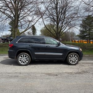 JEEP GRAND CHEROKEE LAREDO - 10