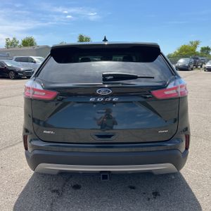 FORD EDGE SEL - 7