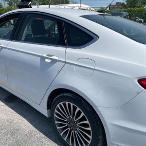 FORD FUSION SE - 5
