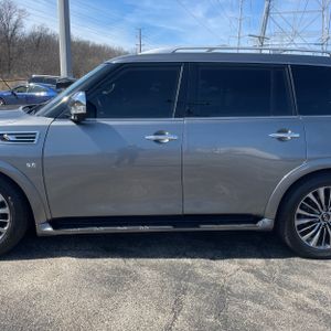 INFINITI QX80 Base - 4