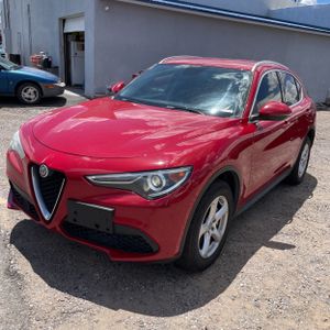 صورة 1 لـ 2018 ALFA Romeo STELVIO BASE