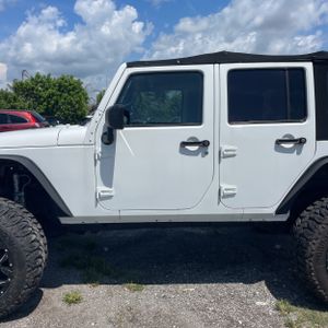 2017 JEEP WRANGLER UNLIMITED RUBICON — фото 4