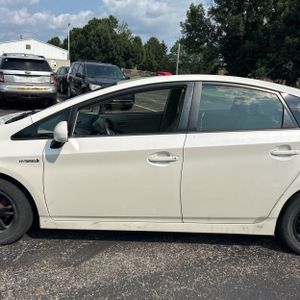 صورة 4 لـ 2012 Toyota PRIUS TWO