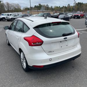 FORD FOCUS TITANIUM - 5