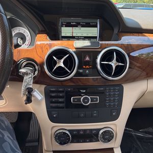 2015 Mercedes-BENZ GLK — миниатюра 37