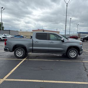 CHEVROLET SILVERADO 1500 - 10