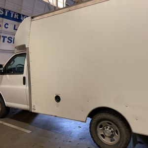 CHEVROLET EXPRESS 3500 - 6