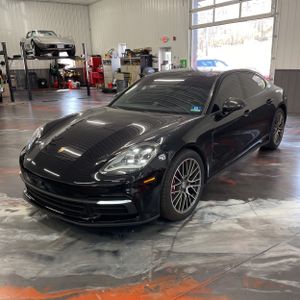 PORSCHE PANAMERA 4 - 1
