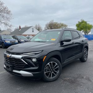 CHEVROLET TRAILBLAZER - 1