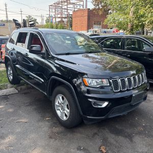 2017 JEEP GRAND CHEROKEE LAREDO — фото 12