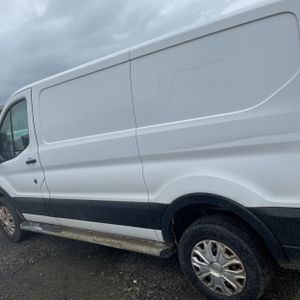 FORD TRANSIT 250 - 6