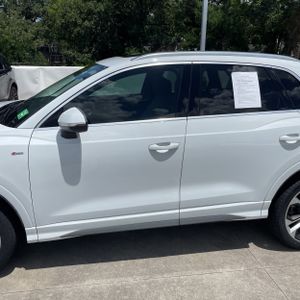 2020 AUDI Q3 S LINE PREMIUM PLUS — фото 4
