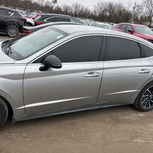 HYUNDAI SONATA SEL PLUS - 4