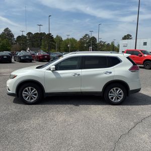 NISSAN ROGUE SV - 3