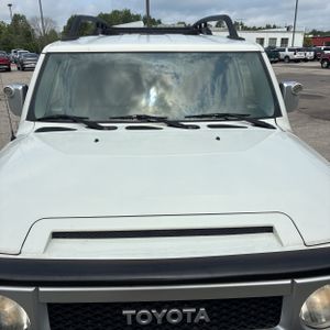 صورة 15 لـ 2013 Toyota FJ CRUISER BASE