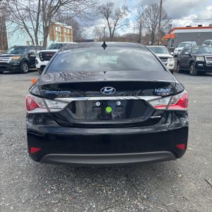 HYUNDAI SONATA HYBRID LIMITED - 7