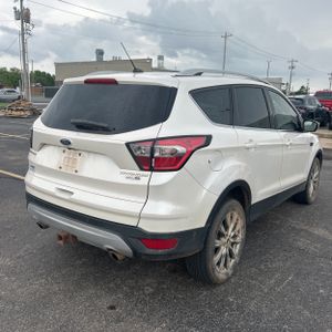 FORD ESCAPE TITANIUM - 8