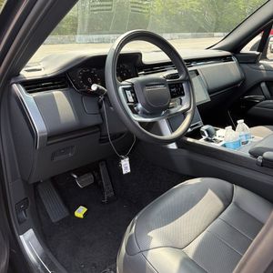 2025 LAND Rover RANGE ROVER P615 SV thumbnail 26