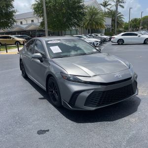 2025 Toyota CAMRY SE thumbnail 12