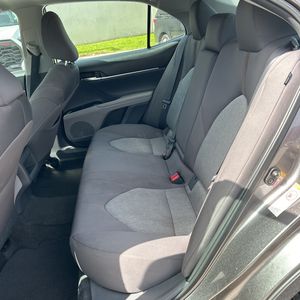 2019 Toyota CAMRY LE thumbnail 34