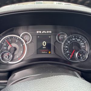 صورة مصغرة 38 لـ 2024 RAM 2500 BIG HORN