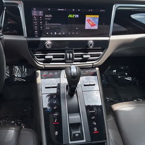 صورة مصغرة 37 لـ 2023 Porsche MACAN T