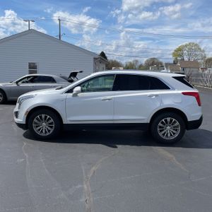 CADILLAC XT5 LUXURY - 3