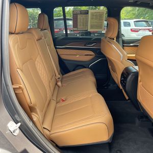 صورة مصغرة 35 لـ 2022 JEEP GRAND CHEROKEE SUMMIT
