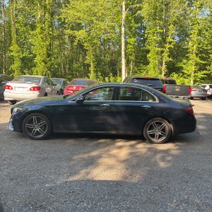 MERCEDES-BENZ E-CLASS - 3