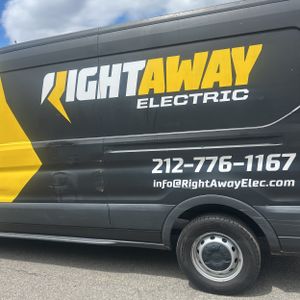 FORD TRANSIT 250 - 6