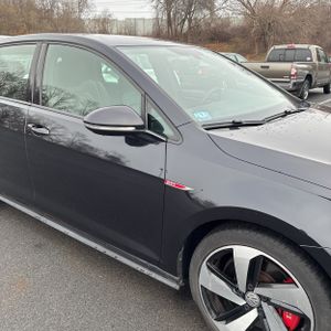 VOLKSWAGEN GOLF GTI SE - 9