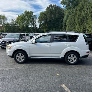 صورة 3 لـ 2012 Mitsubishi OUTLANDER SE