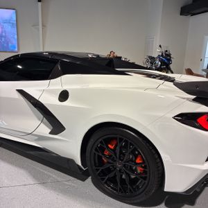 CHEVROLET CORVETTE STINGRAY - 6