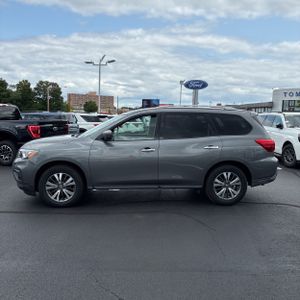 2019 Nissan PATHFINDER SV 照片 3