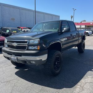 صورة 1 لـ 2005 Chevrolet SILVERADO 2500HD LS