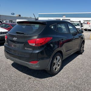 HYUNDAI TUCSON - 8
