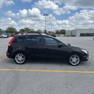 HYUNDAI ELANTRA TOURING GLS - 10