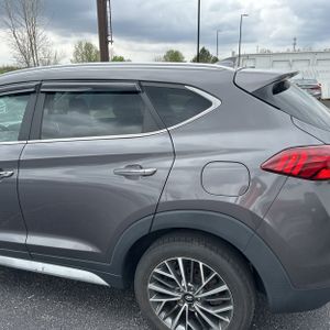 HYUNDAI TUCSON LIMITED - 6